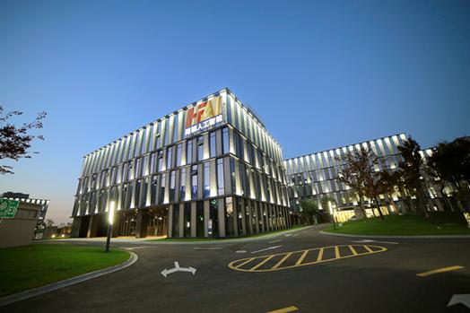 面向未來的科技企業(yè) 技術(shù)開發(fā)與咨詢雙引擎驅(qū)動創(chuàng)新策略